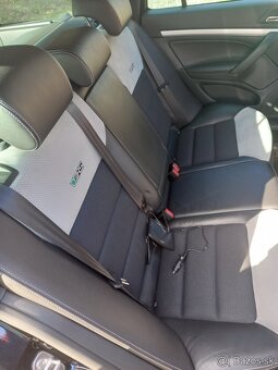Skoda octavia rs 147 kw dsg F1 2011 - 4
