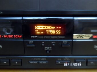 Kazetový magnetofón JVC TD-306 - 4