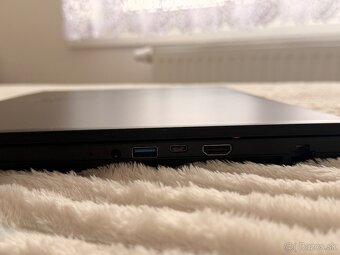 Herný notebook MSI Katana GF76 12UC - 4