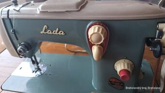 Šijací stroj BOBBIN, LADA - 4