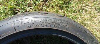 Sebring UHP 225/40 r18 - 4