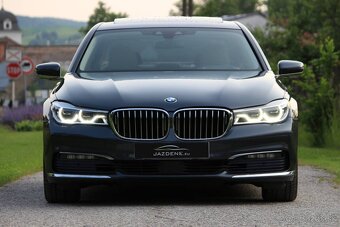 BMW Rad 7 730d xDrive A/T - 4