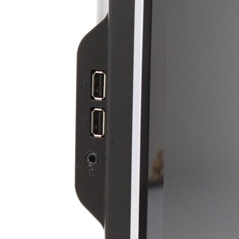 21.5 Benq E2220HD - 4
