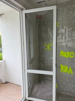 Plastové balkónové dvere + okno - 4