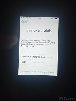 Apple iPhone 4 S - 4