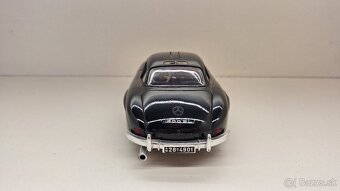 1:18 MERCEDES-BENZ 300SL - 4