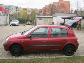 Renault clio 1,2i - 4