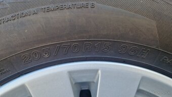 suzuki jimny 205/70R15 - 4