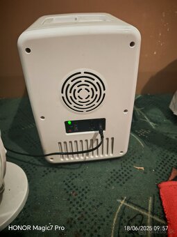Mini cestovná chladnička Vevor 12v/230v - 4