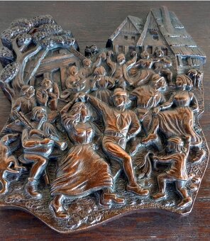 Masívny kovový  reliéf roľnícka svadba - 4