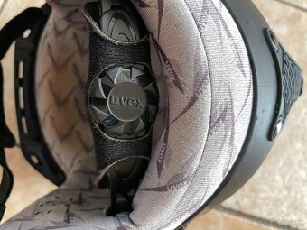 Uvex lyžiarska prilba XS/S dámska - 4