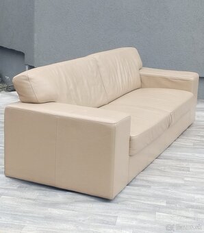 Pohovka béžová. - 4