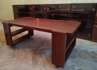 Stolík konferenčný na kolieskach - 4