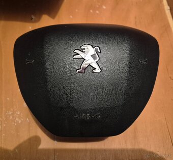 Predám palubovku Peugeot 208 - 4