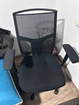 Kancelárska stolicka - 4