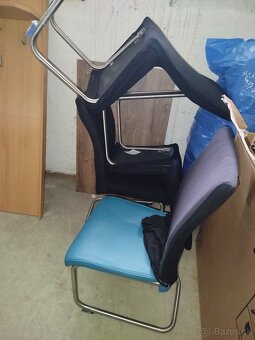 Predám 4 stoličky - 4