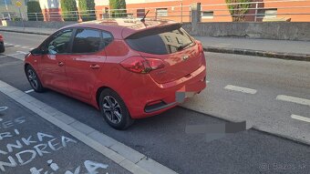 Kia Ceed  1,4 benzín - 4