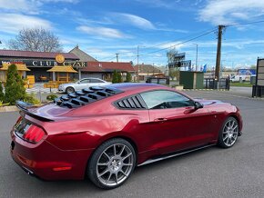 Predám Ford Mustang 2017 3,7 V6 - 4