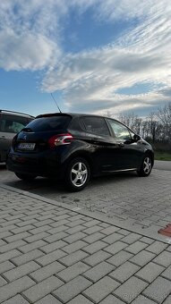 Peugeot 208 STYLE 1.2/60kw/45000km/1.Majitel/SK auto - 4