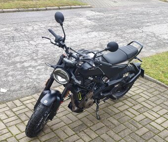 Husqvarna Svartpilen 401 - 0 km - Nová Moto - 4