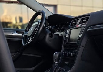 Volkswagen Golf 7 AllTrack Variant 2.0 TDI DSG 4x4 - 4