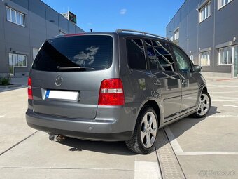 Volkswagen Touran 2.0 TDI Comfortline MT6 - 4