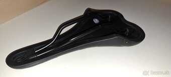 Sedlo Selle Italia - 4