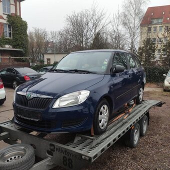 Škoda Fabia kombi facelift 130tis km Tm.modrá - 4
