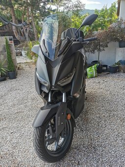 YAMAHA X MAX 125 - 4