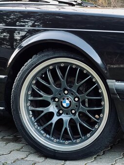 Bmw e24 635CSi - 4