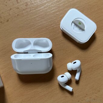 Airpods Pro 2. generácia LIGHTNING - 4