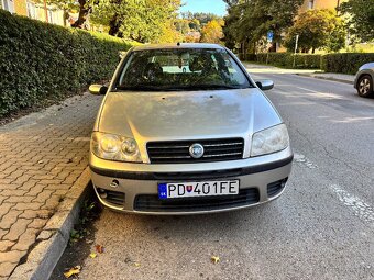 Fiat Punto 1,2 búrané  3 dverové - 4