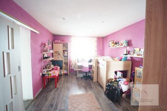 Dvojgeneračný rodinný dom vo Vrábľoch na predaj - 4