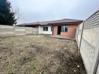 EXKLUZÍVNE- Novostavba hneď pri centre Dunajskej Stredy - 4