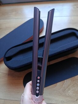 Zehlička na vlasy Dyson Airstrait - 4