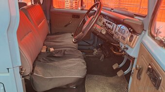 Toyota Land Cruiser HJ47 - 4