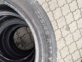 225/45 r17 - 4