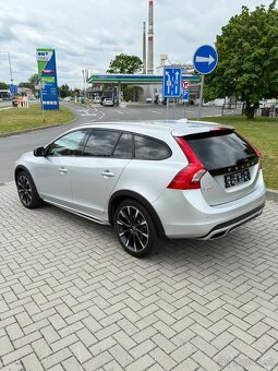 Volvo V60 AWD CROSS COUTRY—D4 2.4 140kw—automat—2015–188.000 - 4