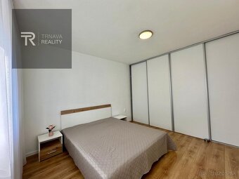 CENTRUM 4-i ZREKONŠTRUOVANÝ byt v oproti CityArene s parkova - 4