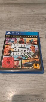 Playstation 4 pro 1tb - 4