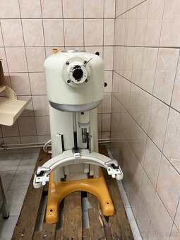 Robot Alba RE20 - 4