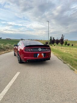 Ford mustang 3.7 V6 - 4