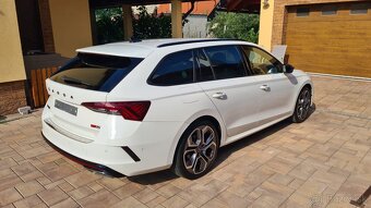 Škoda Octavia 4 RS Combi - 4