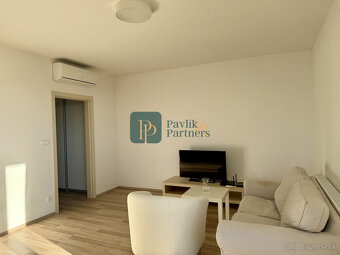 Prenájom 2 izbový byt, Zobor, veľká terasa, garáž, krásne vý - 4