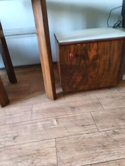 RETRO STOL A RETRO NOCNE STOLIKY - 4