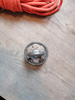 Magnet 300 kg - 4