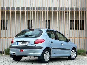 Peugeot 206 1.4i - 4