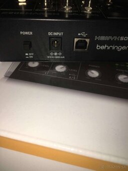 Behringer xenyx 502S - 4