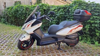 Kymco Downtown 125i ABS - 4