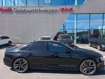 S8 plus.3/2017.4.0 V8.445kw-605PS.162tis km - 4